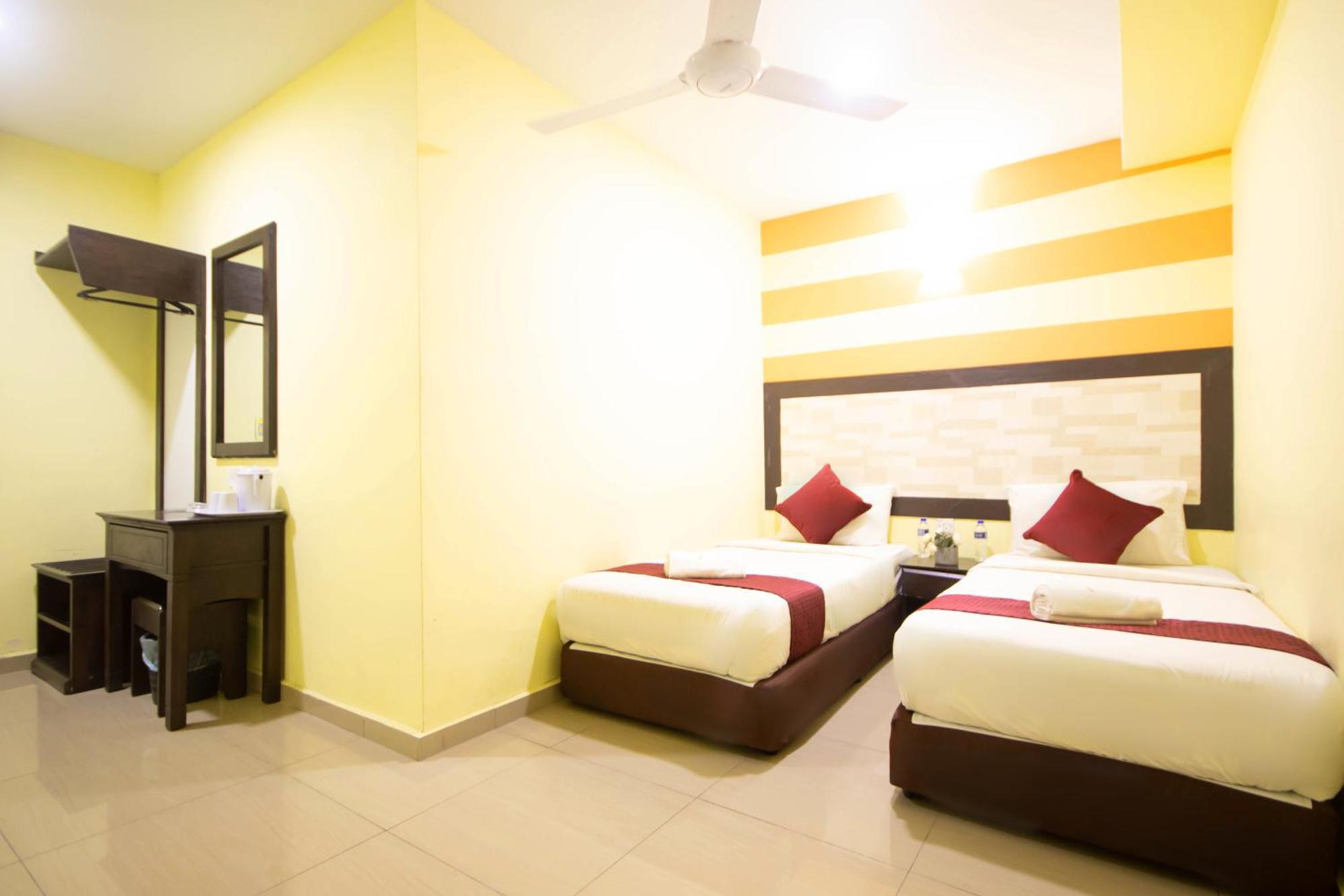 Sun Inns Hotel Meru Raya Chemor Экстерьер фото